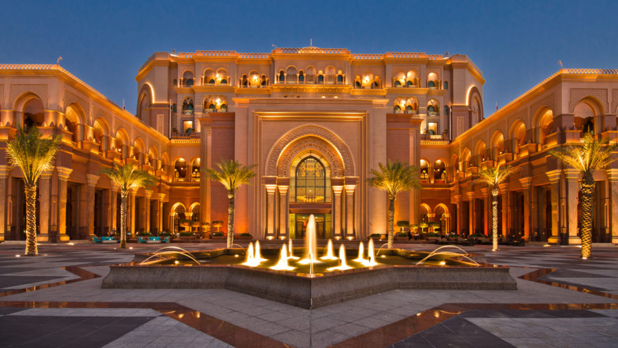 Emirates Palace, אבו דאבי - אחד המלונות היוקרתיים בעולם